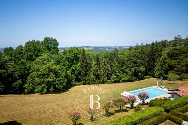 Villefranque, Maison 8 Chambres -  550 m² à vendre