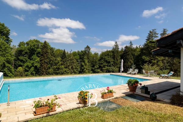 Villefranque, Maison 8 Chambres -  550 m² à vendre