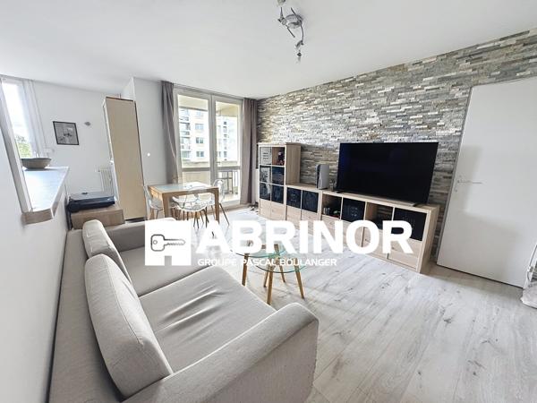 Appartement de Type 2 - balcon - cave - place de parking. WATTIGNIES
