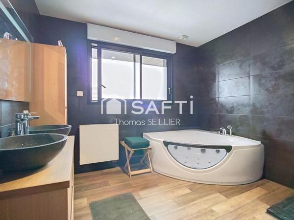 Maison d’architecte contemporaine avec jardin paysager – Roncq quartier "Blanc Four"