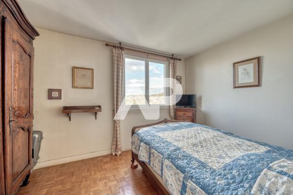 Appartement Rueil Malmaison 3 pièce(s) 69.56 m2 €340 000 ** - Référence 19503