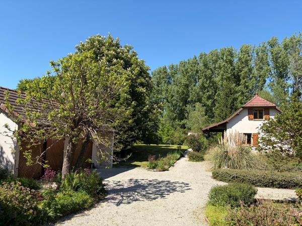 Charmante maison avec magnifique jardin