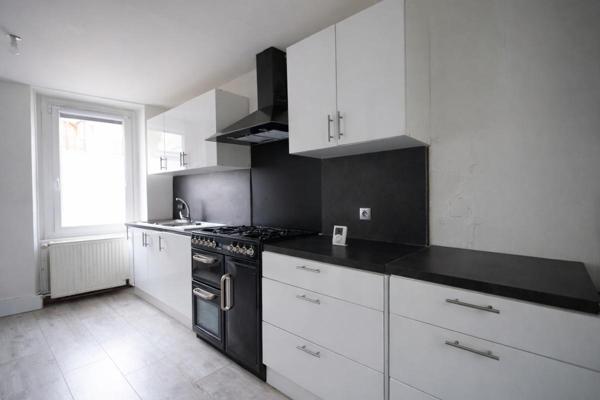 Maison Ecquevilly 5 pièce(s) 100 m2