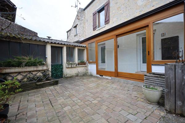 Maison Ecquevilly 5 pièce(s) 100 m2