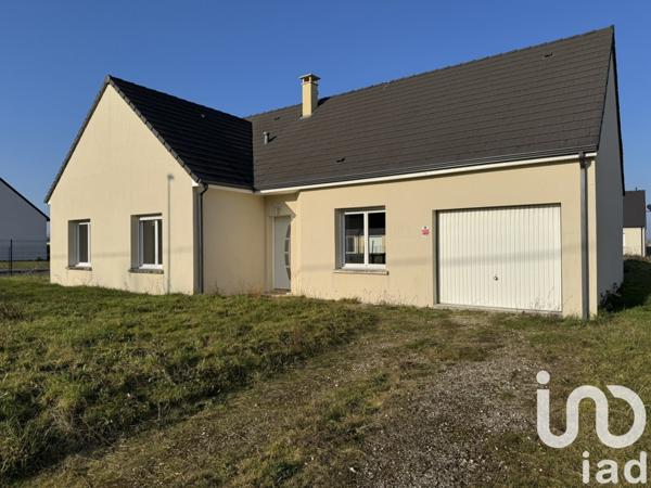 Maison 4 pièces de 104 m² à Dampierre-en-Burly (45570)