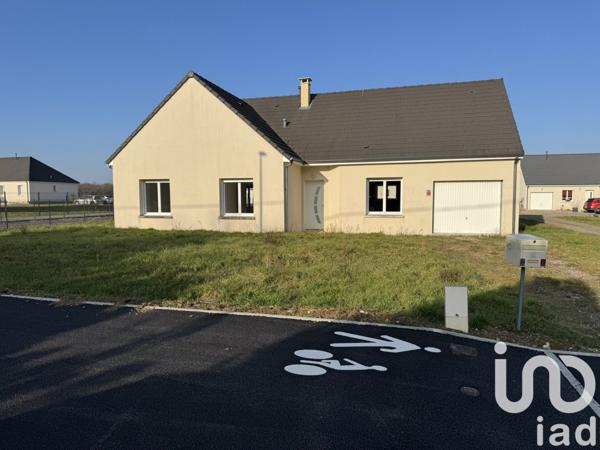 Maison 4 pièces de 104 m² à Dampierre-en-Burly (45570)
