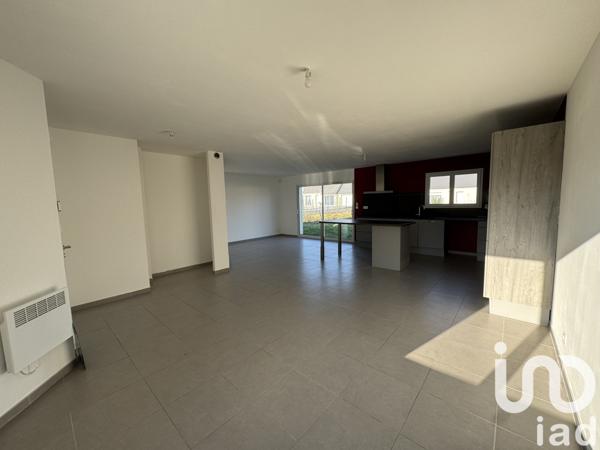 Maison 4 pièces de 104 m² à Dampierre-en-Burly (45570)