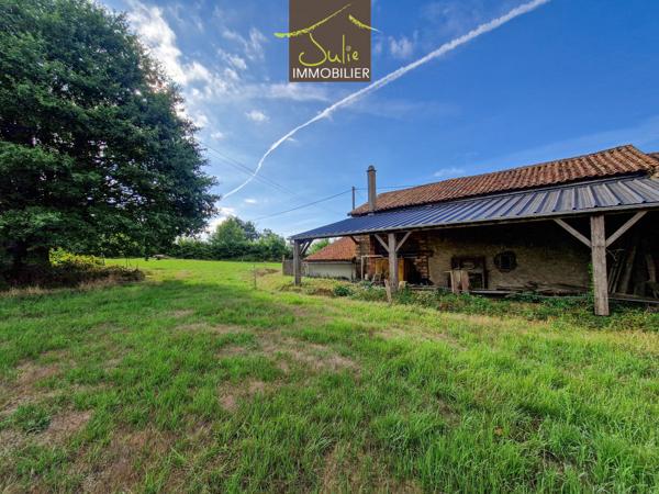 AXE BRESSUIRE/LA CHAPELLE SAINT LAURENT - MAISON DE CAMPAGNE avec DEPENDANCES