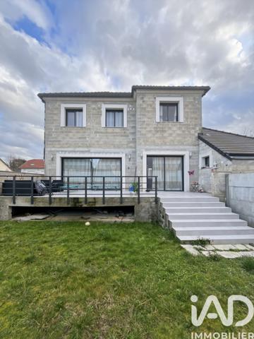 Maison à vendre 5 pièces 120 m² Brie-Comte-Robert