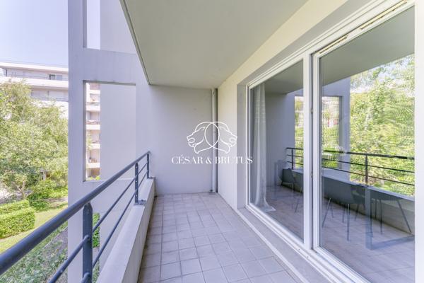 Bel appartement lumineux, moderne, en parfait état
