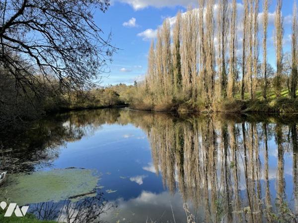 MAISON TYPE 4 (3 CHAMBRES) AVEC TERRAIN DE LOISIRS EN BORD DE SEVRE A ENVIRON 3 KM DE VERTOU