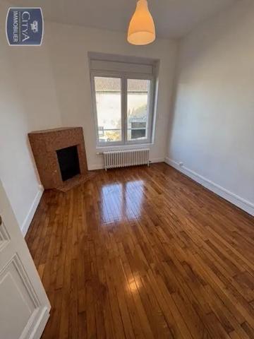 Appartement à louer 4 pièces 105.26m² Périgueux (24000)