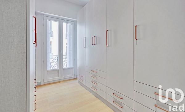 Appartement 5 pièces de 111 m² à Toulon (83000)