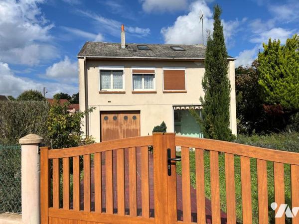 VENTE MAISON INDEPENDANTE DE TYPE 5/6 sur trois niveaux au calme à SENNECEY LES DIJON