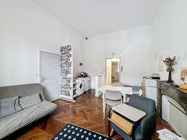 Spécial investisseur ! T2 avec locataire en place Angers Roi René