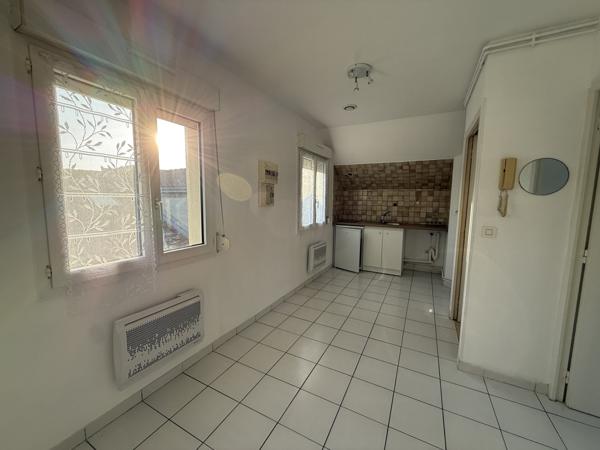 Secteur CLAIRMARAIS, Appartement de type 2 de 23.44 m2, disp