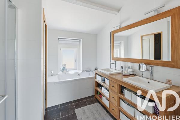 Maison à vendre 8 pièces 240 m² Basse-Goulaine
