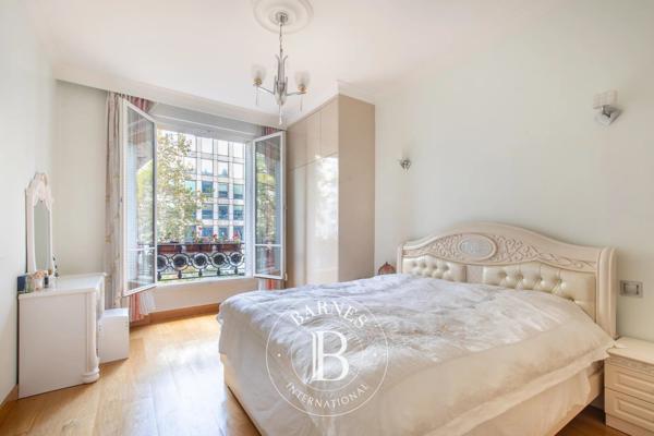 Paris 3ème, Appartement 3 Chambres -  183 m² à vendre