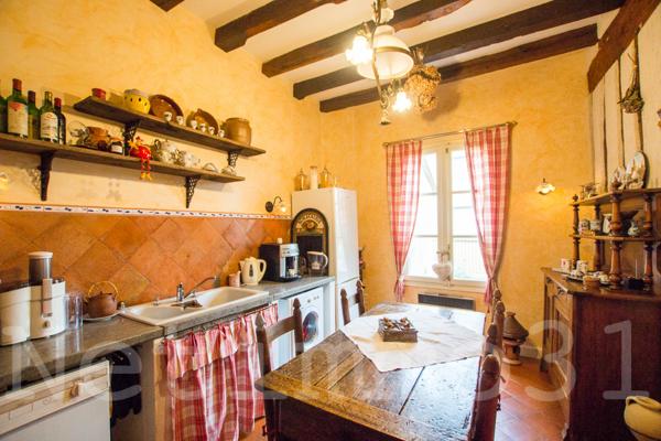 Sublime maison avec garage et cour, charme de l'ancien