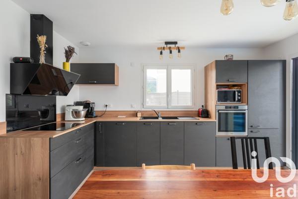 Maison à vendre 6 pièces 108 m² Voiron