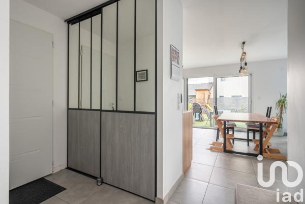 Maison à vendre 6 pièces 108 m² Voiron