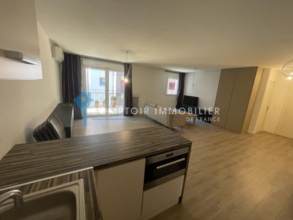 Appartement
                                                                                                                                                                                                                                                                                                                        2 pièce(s)                                                                                                                                                                                                          1 chambre(s)                                                                                                                                                                                                          60  m²