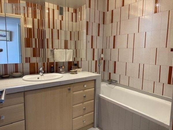 Appartement à vendre à Montmorency dans le Val-d'Oise (95160), ref : M247   
CENTRE VILLE