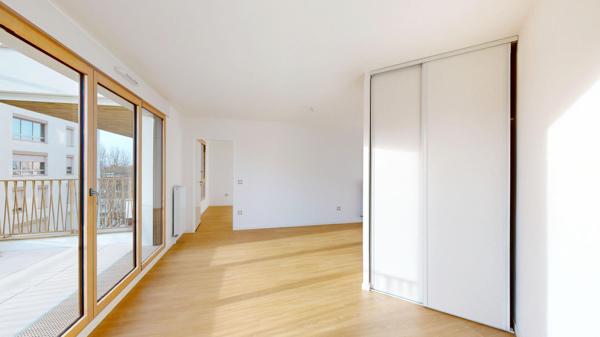 Appartement Villeneuve La Garenne 2 pièce(s) 43.60 m2