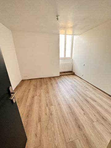 APPARTEMENT DE TYPE F3