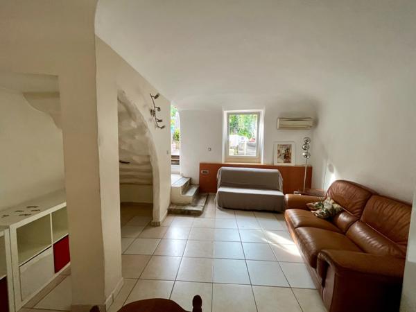 À louer – Duplex T3 meublé avec jardin et terrasse à Rochemaure