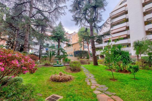 Appartement Nice 4 pièces 111.14 m2
