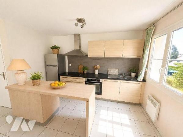 Duplex lumineux avec balcon - Phalempin

À découvrir à Phalempin, au sein de la résidence Le ...