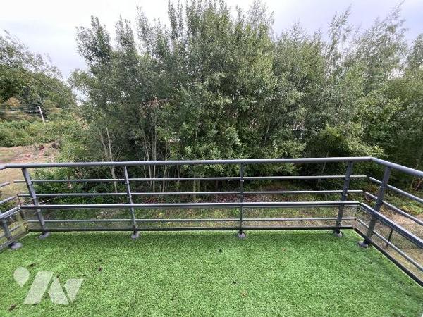 Duplex lumineux avec balcon - Phalempin

À découvrir à Phalempin, au sein de la résidence Le ...