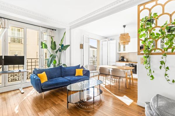 Paris 18ème, Appartement 2 Chambres -  70 m² à vendre