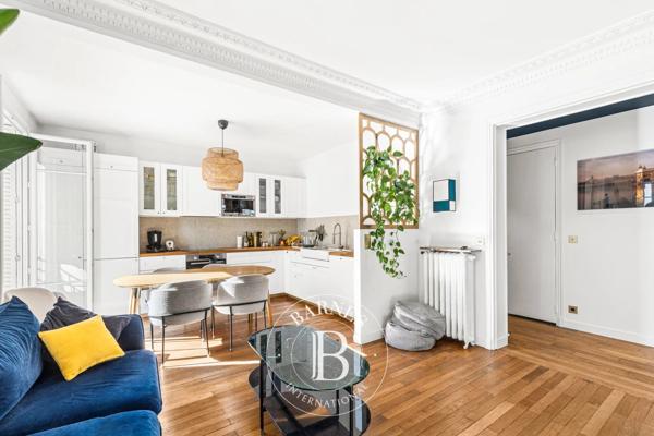 Paris 18ème, Appartement 2 Chambres -  70 m² à vendre