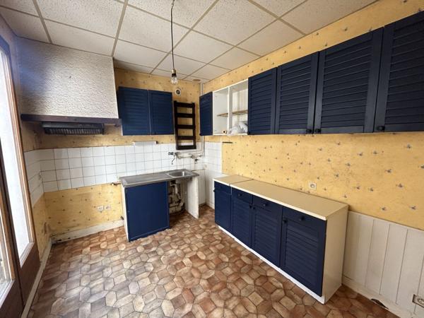Vente Maison110 m² - 6 Pièces - ST AMAND MONTROND (18200)