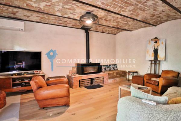 Maison
                                                                                                                                                                                                                                                                                                                        3 pièce(s)                                                                                                                                                                                                          2 chambre(s)                                                                                                                                                                                                          114  m²