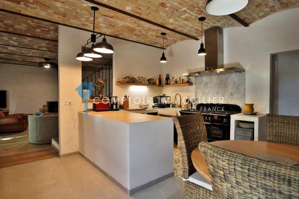 Maison
                                                                                                                                                                                                                                                                                                                        3 pièce(s)                                                                                                                                                                                                          2 chambre(s)                                                                                                                                                                                                          114  m²