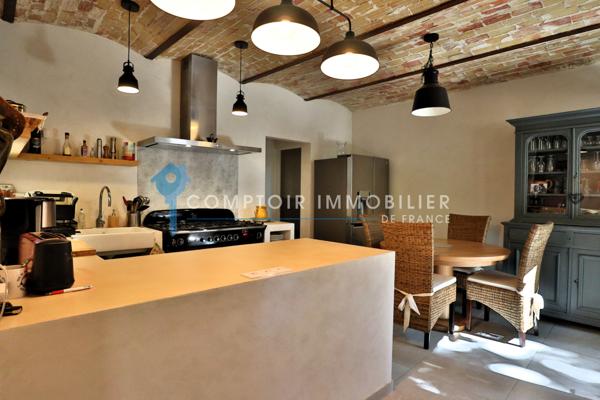 Maison
                                                                                                                                                                                                                                                                                                                        3 pièce(s)                                                                                                                                                                                                          2 chambre(s)                                                                                                                                                                                                          114  m²