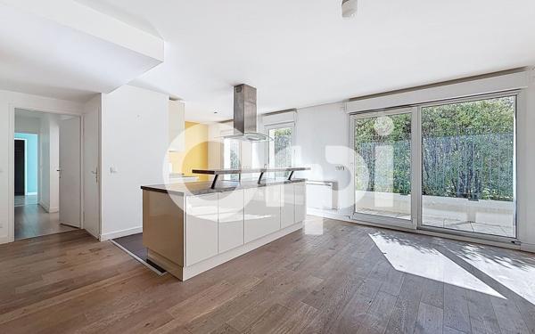 Appartement à vendre    3 pièces • 77 m2 Montrouge