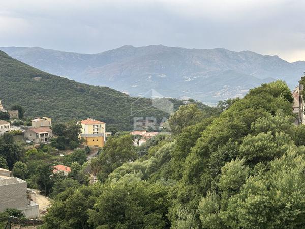 T3  au charme authentique, avec grenier aménagé