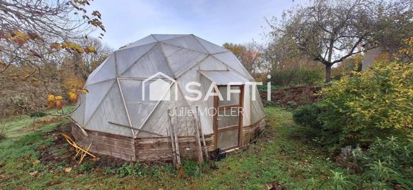 Maison de caractère sur 1,15 ha avec dépendances