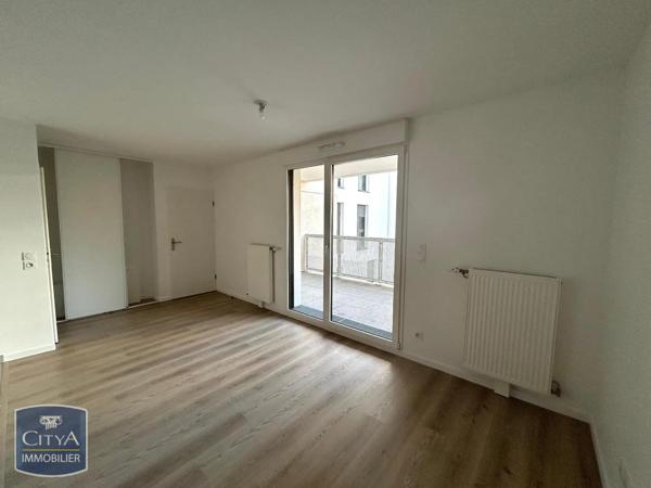 Appartement à louer 3 pièces 62.6m² Colombes (92700)