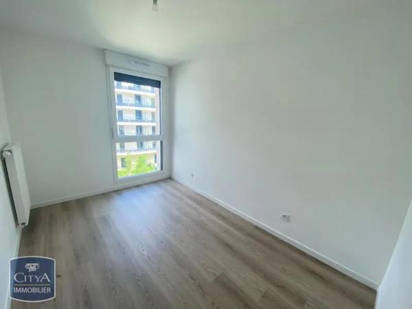 Appartement à louer 3 pièces 62.6m² Colombes (92700)