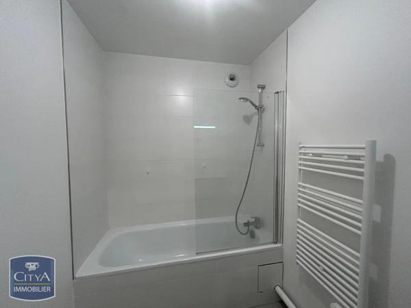 Appartement à louer 3 pièces 62.6m² Colombes (92700)