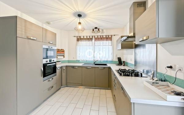 Maison à vendre    4 pièces • 103,86 m2 Désertines