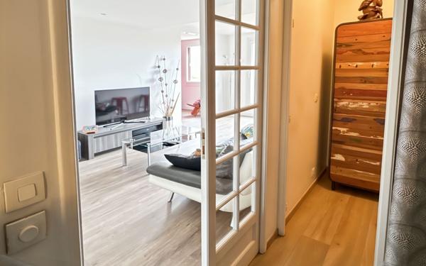 Appartement à vendre    5 pièces • 99,36 m2 Éragny