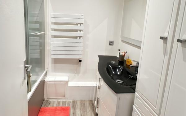 Appartement à vendre    5 pièces • 99,36 m2 Éragny