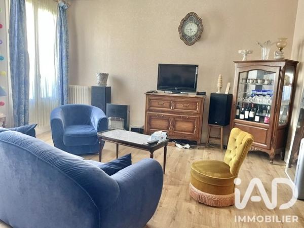 Maison à vendre 10 pièces 298 m² Luynes