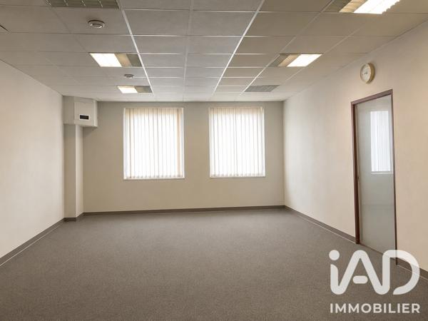 Maison à vendre 10 pièces 298 m² Luynes